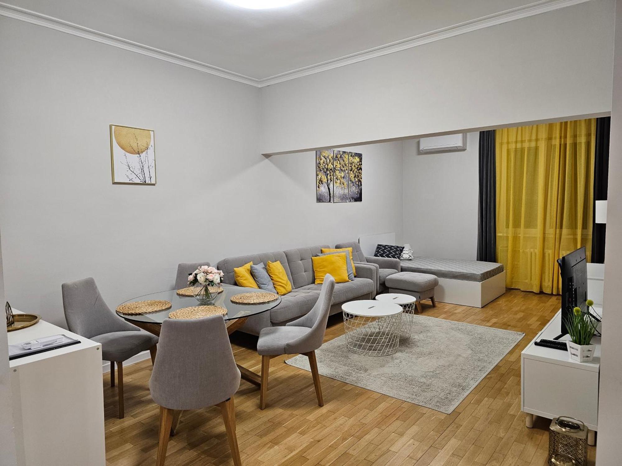 Spacious Aristocratic Apt. With A Colourful View Sofia Bagian luar foto